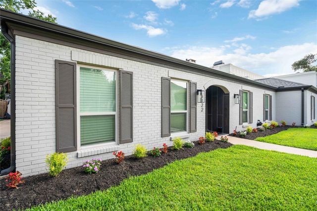 5122 Braesheather Drive, Houston, TX 77096