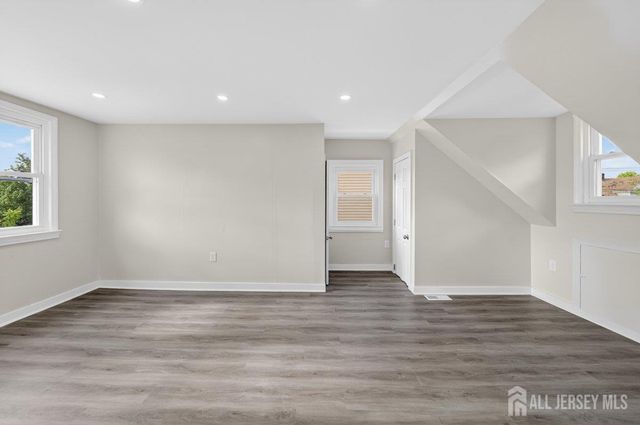 121 Dorothy Street, Carteret, NJ 07008
