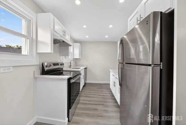 121 Dorothy Street, Carteret, NJ 07008