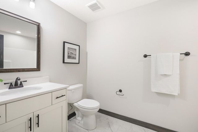 18560 Hexham Lane, Lakeville, MN 55044