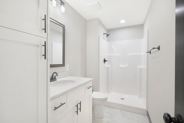 18560 Hexham Lane, Lakeville, MN 55044