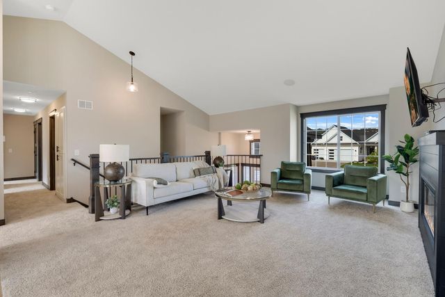 18560 Hexham Lane, Lakeville, MN 55044