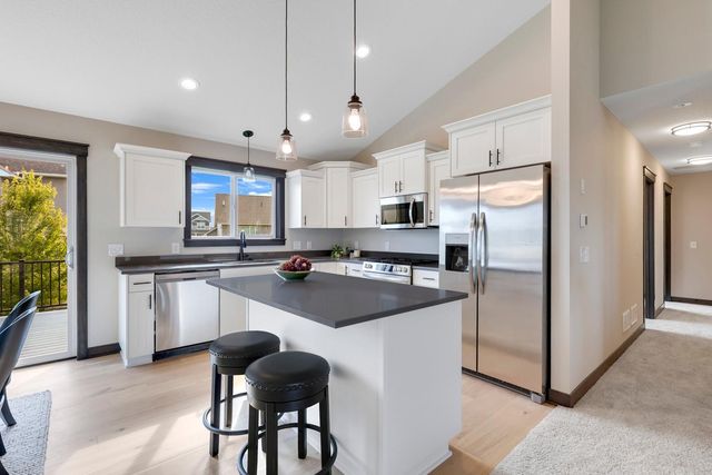 18560 Hexham Lane, Lakeville, MN 55044