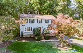 2144 Lake Surrey Dr, Ampthill, VA 23235