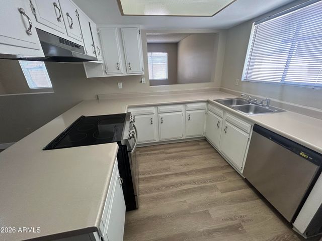 6110 W TIERRA BUENA Lane, Glendale, AZ 85306