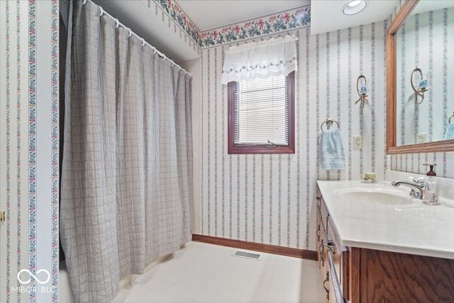 4019 S Heritage Court, New Palestine, IN 46163