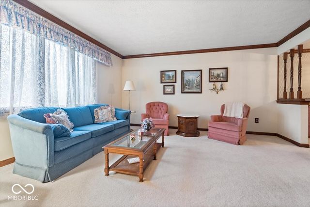 4019 S Heritage Court, New Palestine, IN 46163