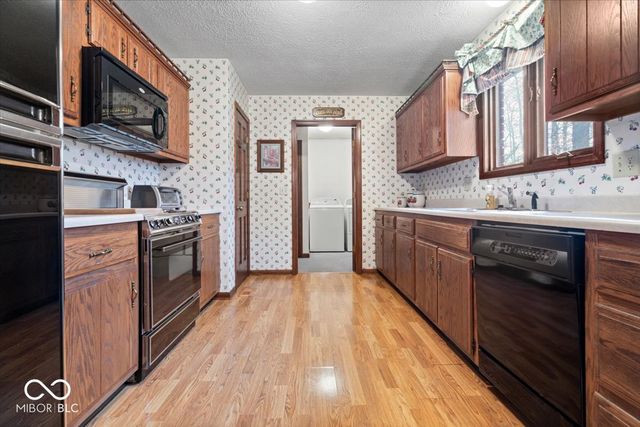 4019 S Heritage Court, New Palestine, IN 46163