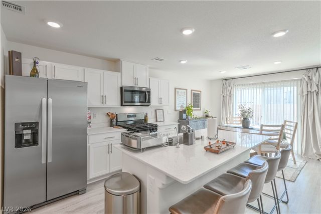 615 Coffeepot Rock Court, North Las Vegas, NV 89081