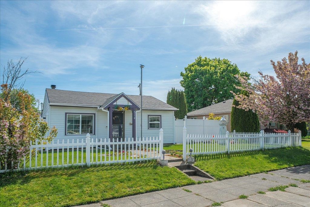 314 E Heroy Ave, Spokane, WA 99207