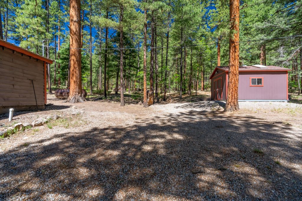 Image 42 of property listing at 578 Horseshoe Loop, Jemez Springs, NM 87025