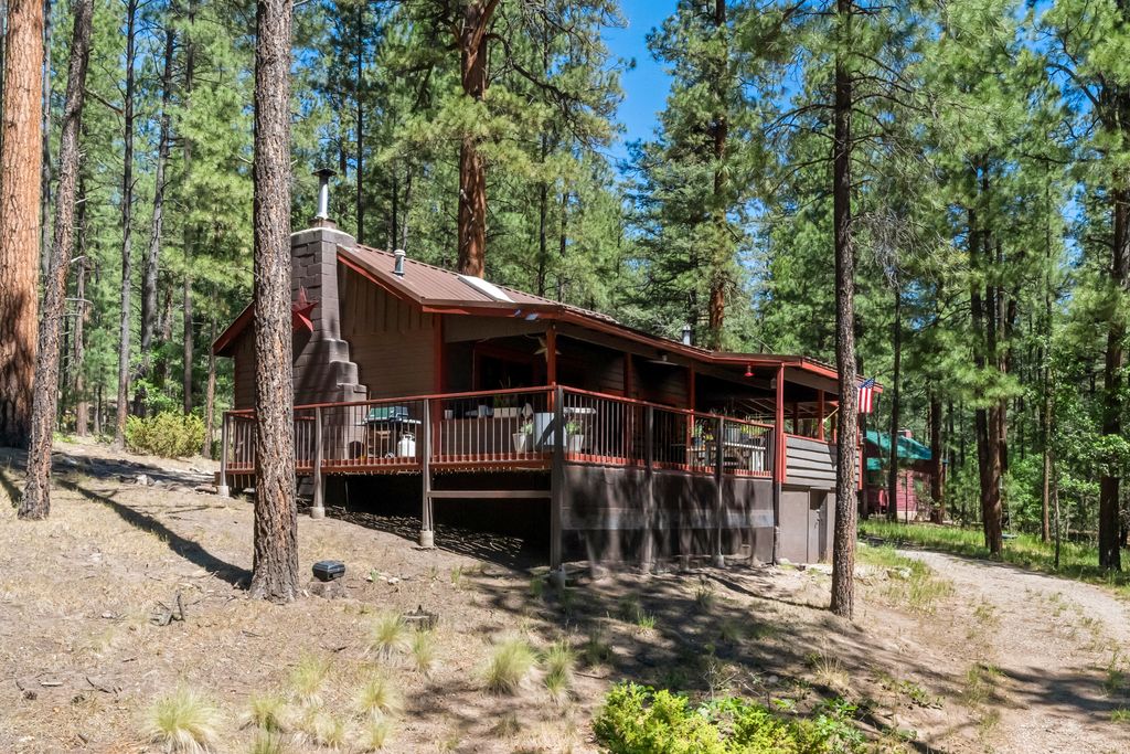 Image 44 of property listing at 578 Horseshoe Loop, Jemez Springs, NM 87025