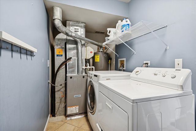 1137 Crimson Court, Naperville, IL 60564