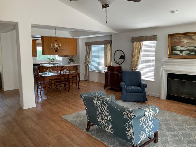 2270 Dawson Cove Lane S, Clovis, CA 93611