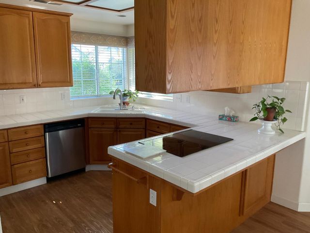 2270 Dawson Cove Lane S, Clovis, CA 93611