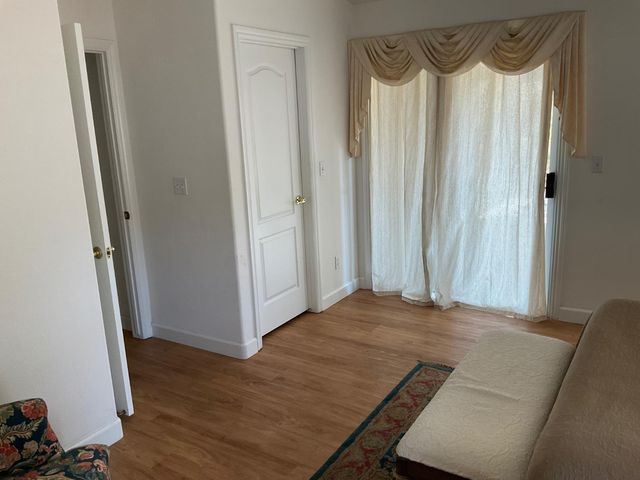 2270 Dawson Cove Lane S, Clovis, CA 93611