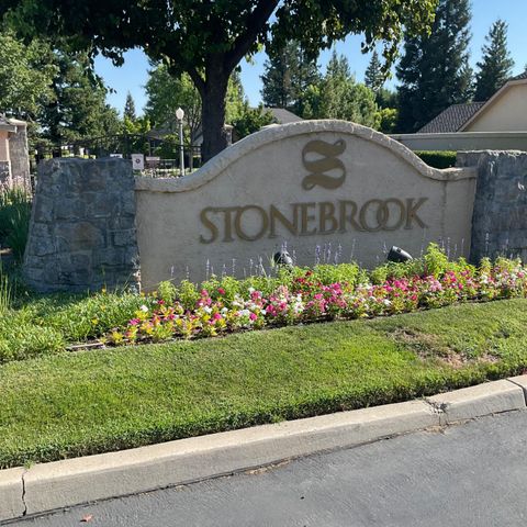 2270 Dawson Cove Lane S, Clovis, CA 93611