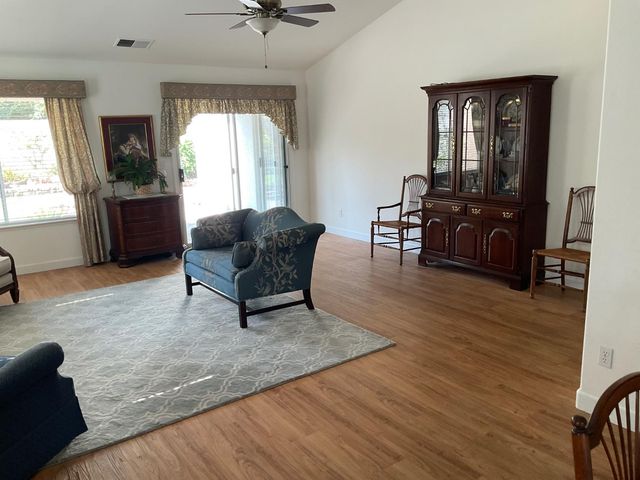 2270 Dawson Cove Lane S, Clovis, CA 93611