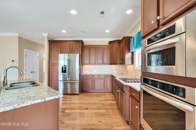 1017 Sparkle Stream Court, Leland, NC 28451