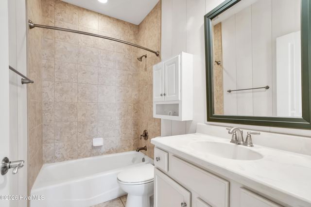 1017 Sparkle Stream Court, Leland, NC 28451