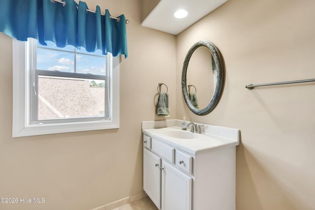 1017 Sparkle Stream Court, Leland, NC 28451