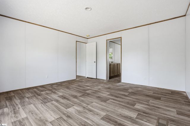 129 Ridgecrest Drive, Central, SC 29630