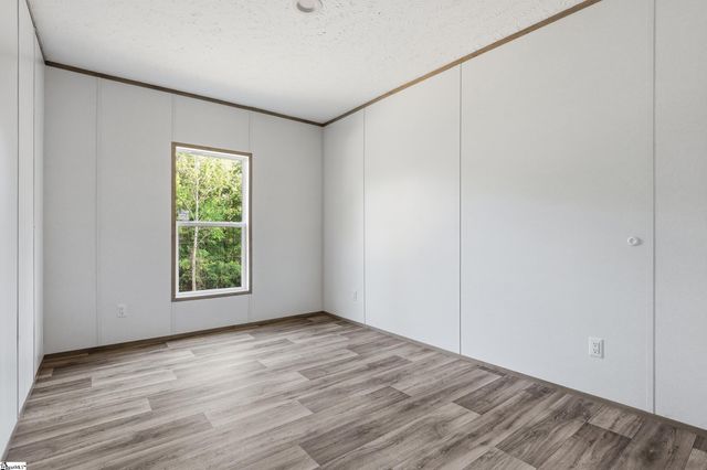 129 Ridgecrest Drive, Central, SC 29630