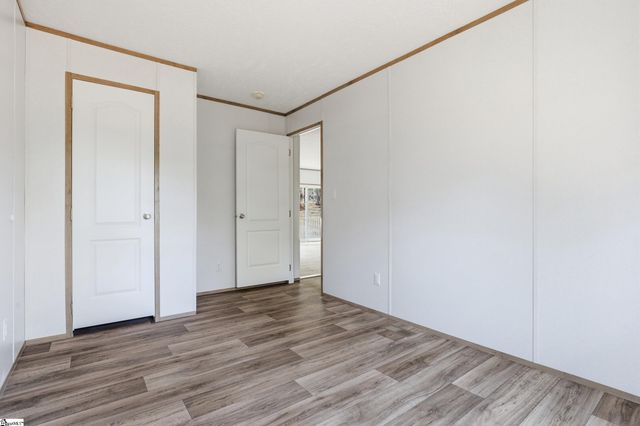 129 Ridgecrest Drive, Central, SC 29630
