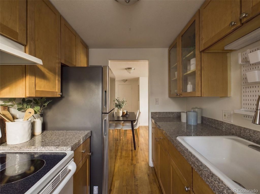 Image 13 of property listing at 830 E 11th Avenue 103, Denver, CO 80218