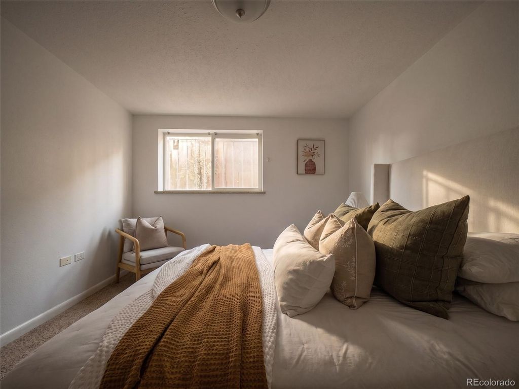 Image 17 of property listing at 830 E 11th Avenue 103, Denver, CO 80218