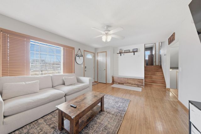 8226 Hillside Trail S, Cottage Grove, MN 55016