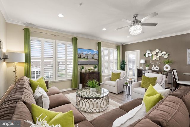 5 MONTAUK AVE, Fredericksburg, VA 22406