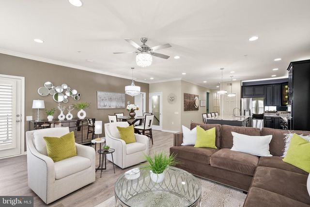 5 MONTAUK AVE, Fredericksburg, VA 22406