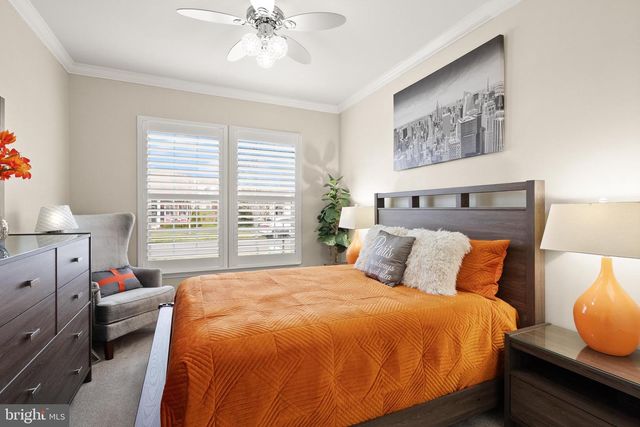 5 MONTAUK AVE, Fredericksburg, VA 22406