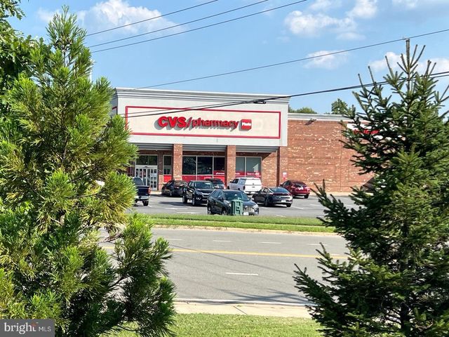 5 MONTAUK AVE, Fredericksburg, VA 22406