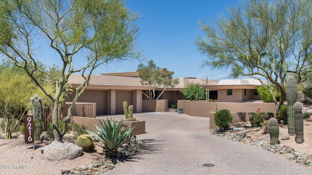 9216 E SKY LINE Drive, Scottsdale, AZ 85262 — photo 2