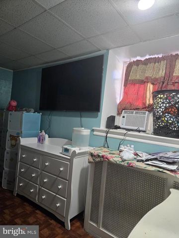 5451 OAKLAND ST, Philadelphia, PA 19124