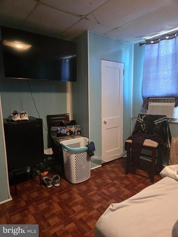 5451 OAKLAND ST, Philadelphia, PA 19124