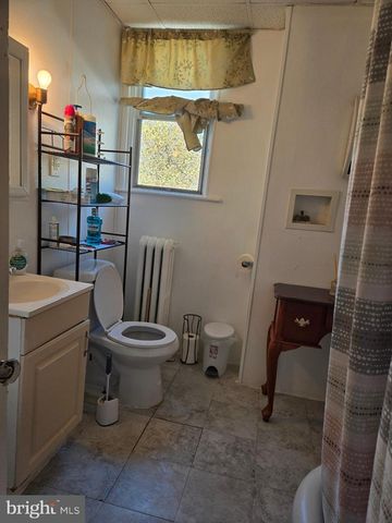 5451 OAKLAND ST, Philadelphia, PA 19124