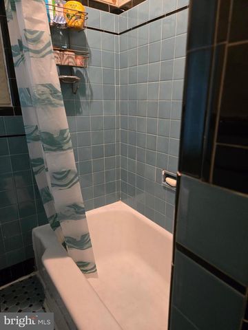 5451 OAKLAND ST, Philadelphia, PA 19124