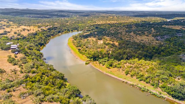 10 Pedernales Canyon TRL, Spicewood, TX 78669