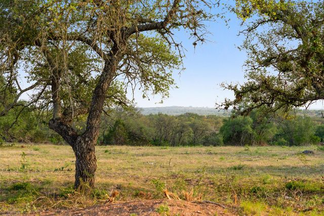 10 Pedernales Canyon TRL, Spicewood, TX 78669