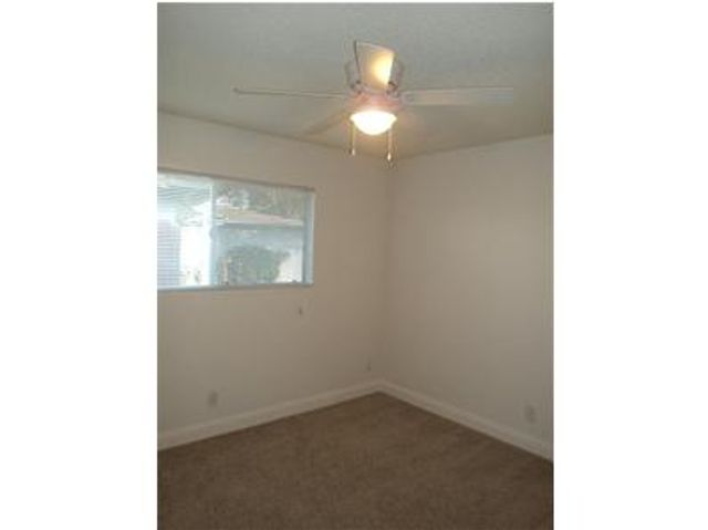 580 Harris Drive, Shafter, CA 93263