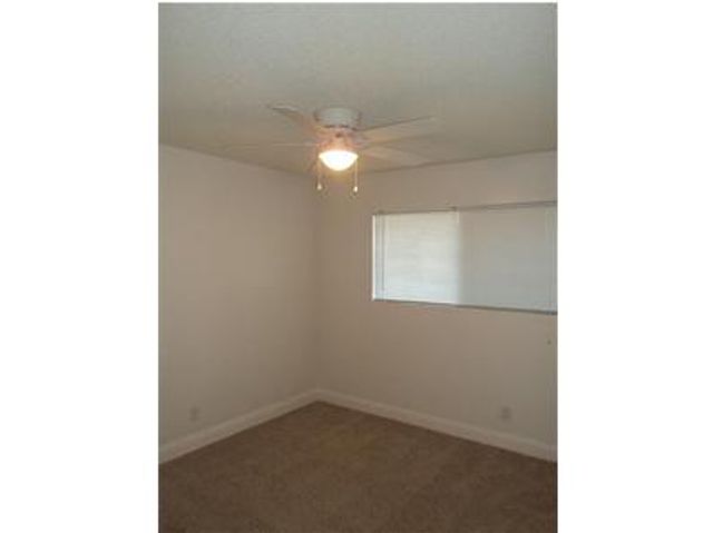 580 Harris Drive, Shafter, CA 93263