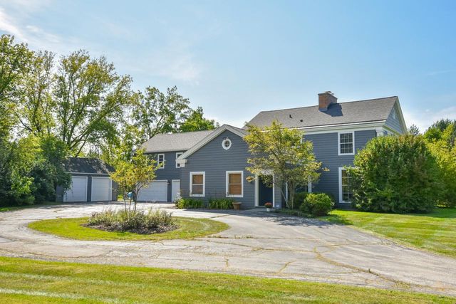 705 W Bradley ROAD, River Hills, WI 53217