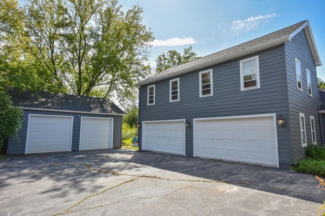 705 W Bradley ROAD, River Hills, WI 53217