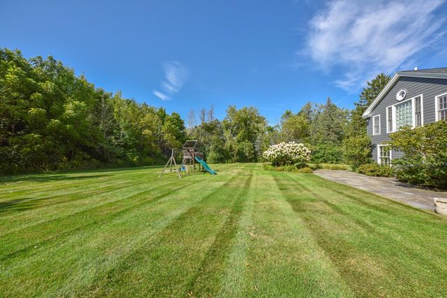705 W Bradley ROAD, River Hills, WI 53217