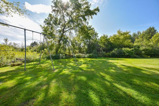 705 W Bradley ROAD, River Hills, WI 53217