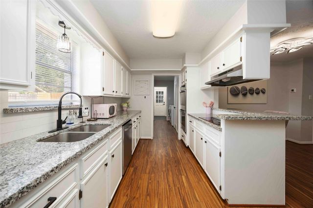 5511 Green Timbers Drive, Humble, TX 77346