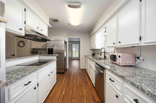 5511 Green Timbers Drive, Humble, TX 77346
